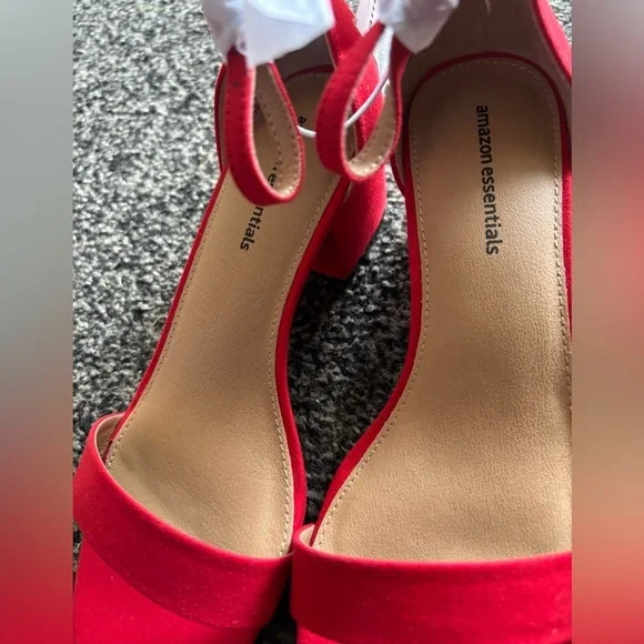 Red High Heel Shoes - Picture 13 of 13